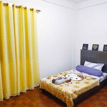 Victoria Homestay Sibu - Next To Shopping Complex & Large Car Park Area With Autogate Extérieur photo